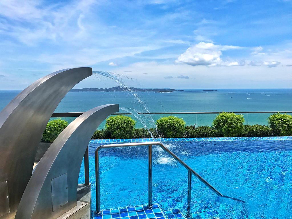 파타야 The Peak Towers Sea View 아파트 외부 사진