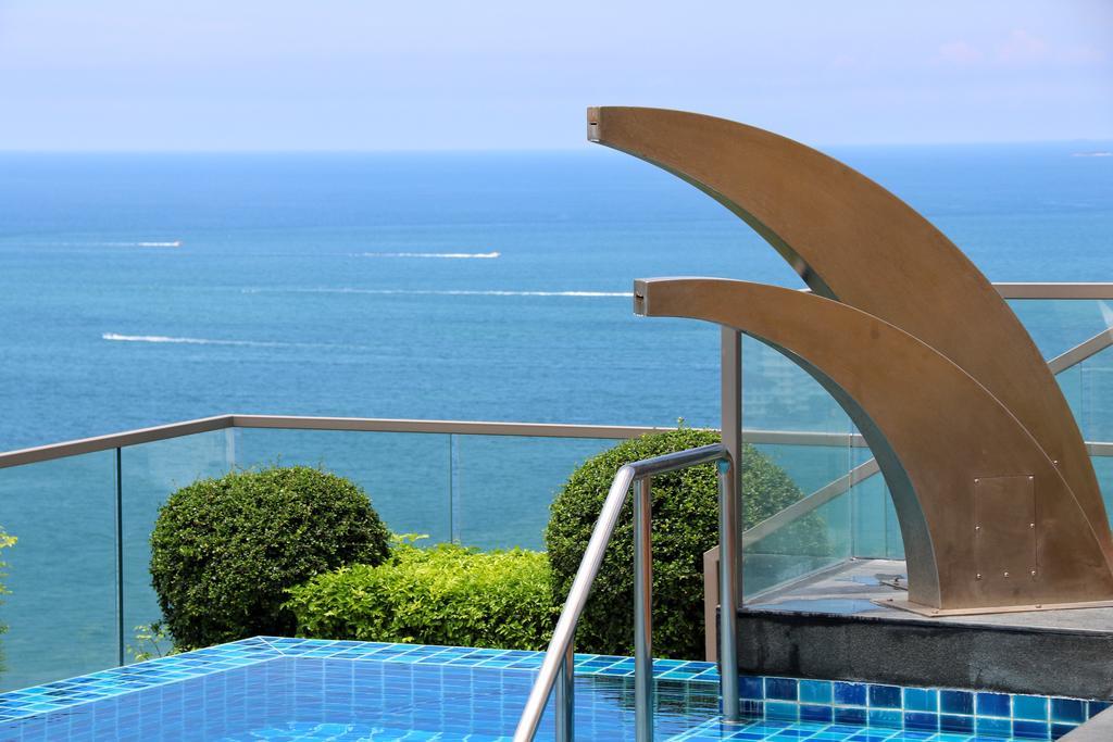 파타야 The Peak Towers Sea View 아파트 외부 사진