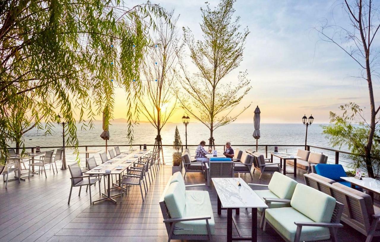 파타야 The Peak Towers Sea View 아파트 외부 사진
